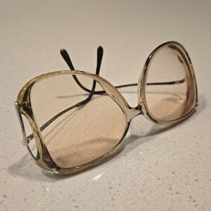 *SOLD* Women’s Oversized Amber Gradient Glasses